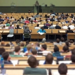 Üniversite hayatında reform: 3 yılda mezuniyet geliyor!