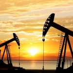 Petrol talep endişelerine rağmen yükseldi